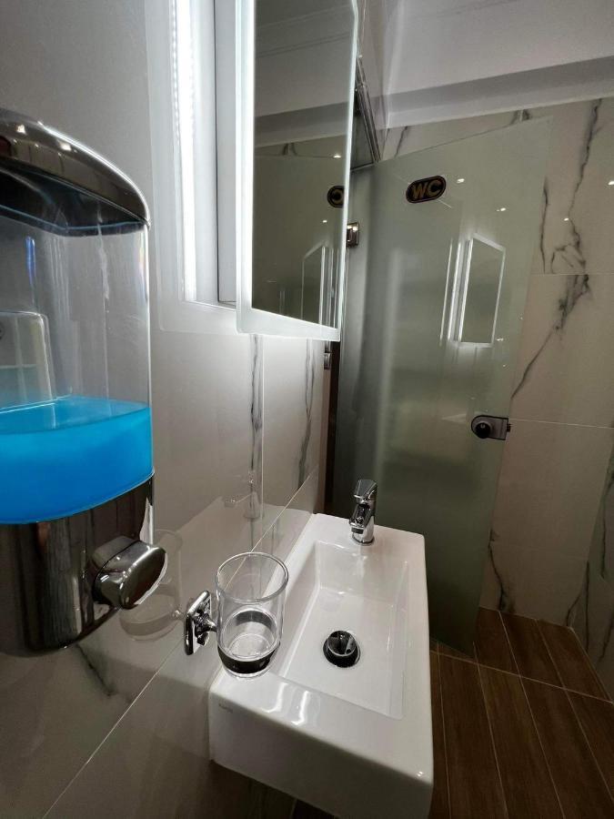 Atlantis Apartments Artemida  Zewnętrze zdjęcie